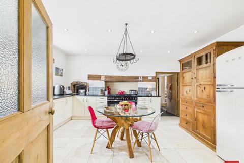 Old Corsend Farmhouse Corsend Road, Hartpury, Gloucester, GL19 3BP