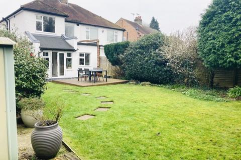 20 Titian Avenue, Bushey Heath, Bushey, WD23 4GB