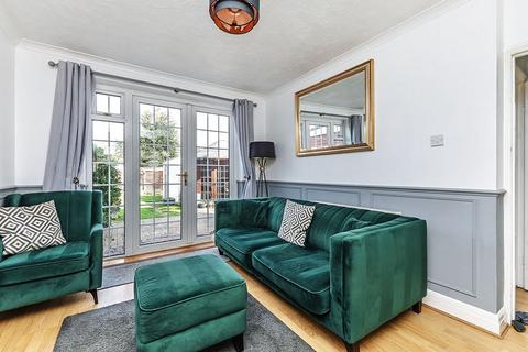 3 bedroom semi-detached house for sale, Kingsley Grove, Reigate RH2