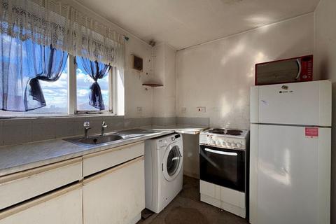 1 bedroom flat for sale, 141 Honey Close, Dagenham, Essex, RM10 8TF