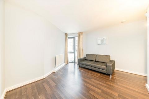 2 bedroom flat to rent, Morton Road, London N1