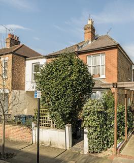 Darwin Road, London W5