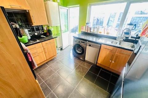 3 bedroom house to rent, Longford Road, Birmingham