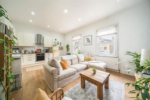 2 bedroom flat for sale, Eastdown Park, London SE13