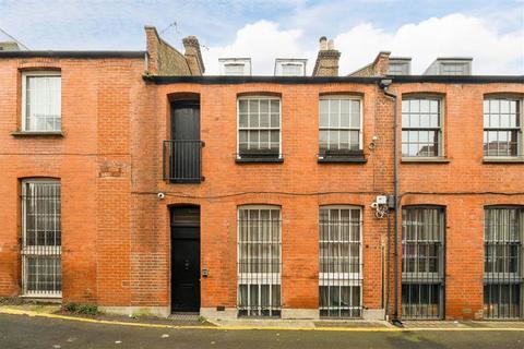 3 Gibraltar Walk, London, E2 7LH