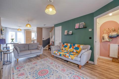 54 Linthurst Crescent, Redditch, B97 6SQ