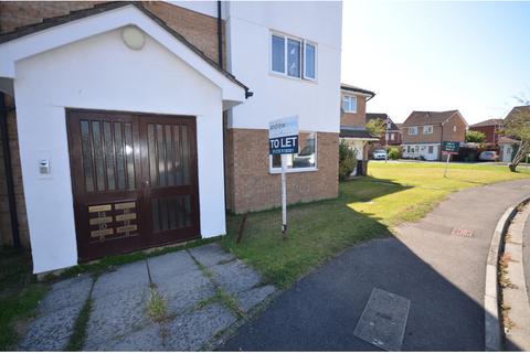 1 bedroom flat to rent, Grebe Close, Bridgwater TA6