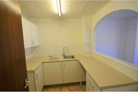 1 bedroom flat to rent, Grebe Close, Bridgwater TA6