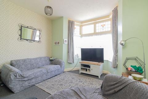 2 bedroom flat for sale, Surrey Road, Cliftonville, CT9