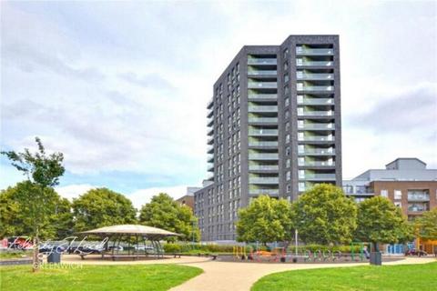 1 bedroom apartment to rent, Creekside, London