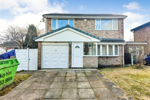 4 bedroom detached house to rent, Holbeach Close, Bury, Greater Manchester, BL8