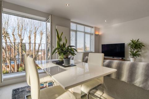 1 bedroom apartment for sale, Alston Road, Barnet EN5