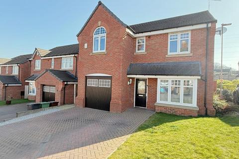 4 bedroom detached house for sale, Marsden Grove, Farsley, Pudsey