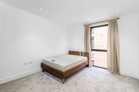 2 bedroom flat to rent, Kidderpore Green, Hampstead, NW3