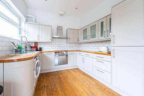 1 bedroom flat to rent, Maltby Street, Borough, London, SE1