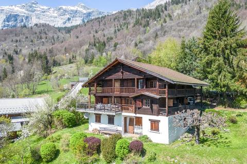 7 bedroom farm house, Chalet, Chamonix-Mont-Blanc, Haute Savoie