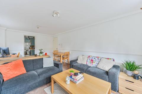 2 bedroom flat to rent, Bakery Close, Oval, London, SW9