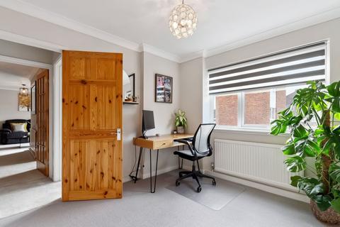 2 bedroom apartment for sale, 15 Overton Road, Sutton, SM2