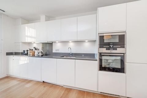 2 bedroom apartment to rent, Highbury Crescent, Highbury, London, N5