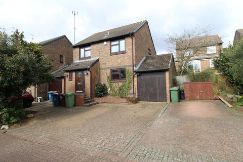 4 bedroom link detached house for sale, Caddis Close, Stanmore, HA7