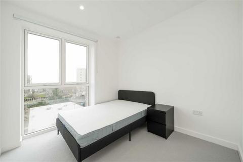 2 bedroom flat to rent, Ribbon Lane, London NW2