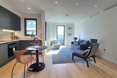 2 bedroom flat for sale, Sutherland Apartments, Ebury SW1, London
