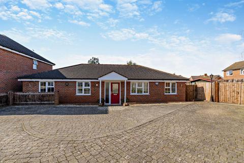 3 bedroom detached bungalow for sale, Tyler's Croft, Bearsted, Maidstone