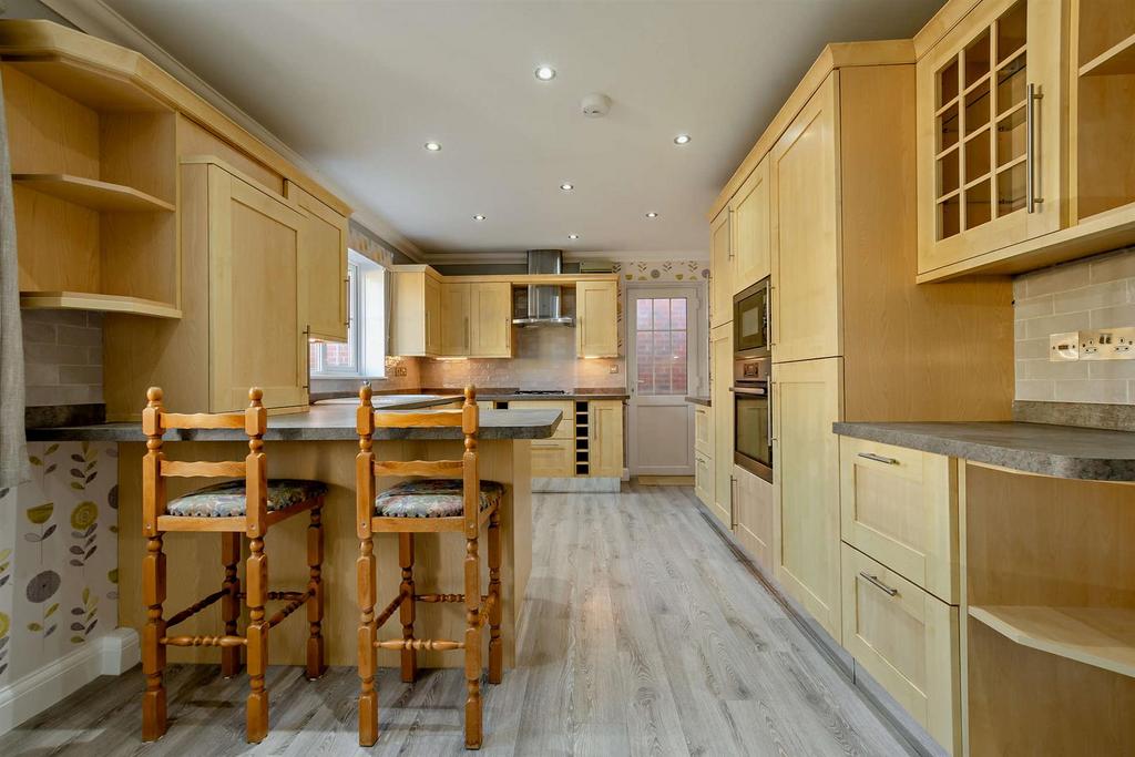 8638845-interior03-800.jpg
