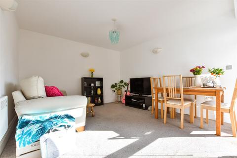 1 bedroom flat for sale, Westport House, Tunbridge Wells TN4