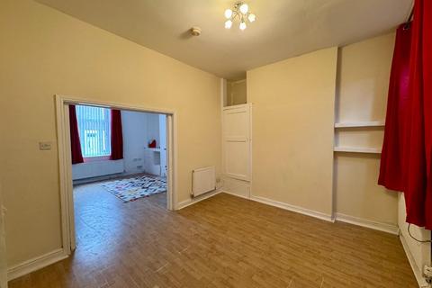 3 bedroom terraced house for sale, Green Road, Colne