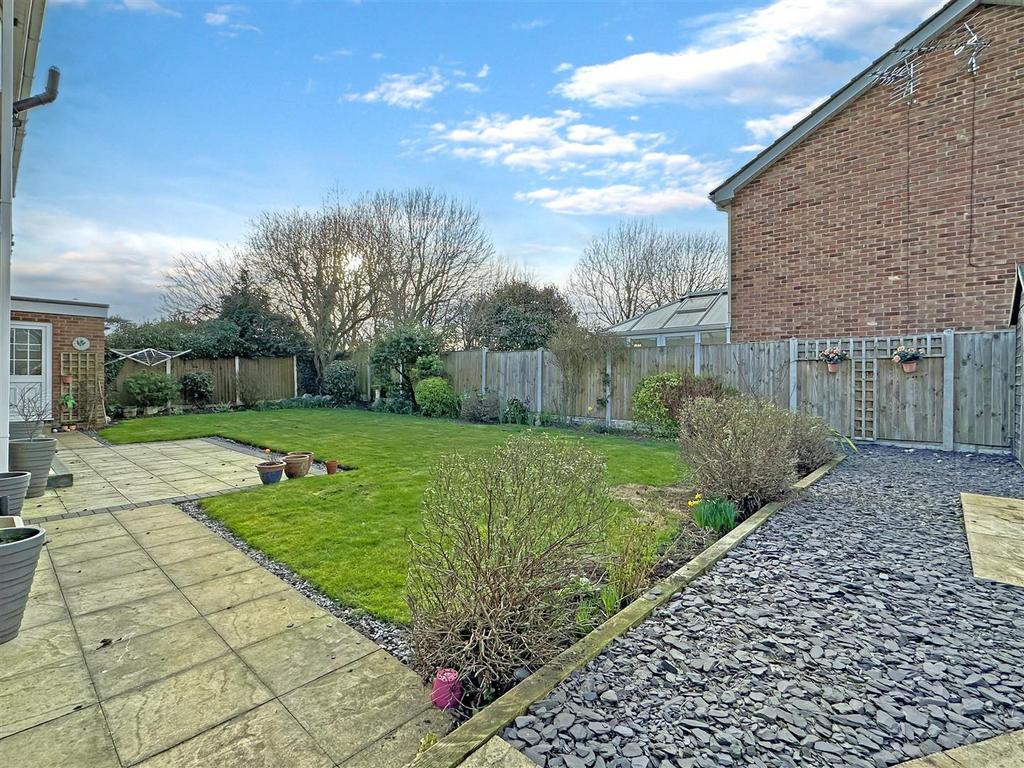 Private Rear Garden 045