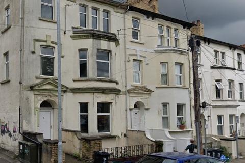 1 bedroom flat for sale, Clytha Square, Newport NP20