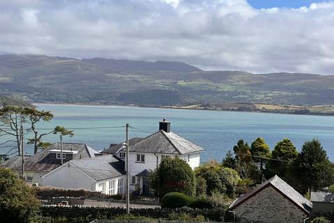 4 bedroom semi-detached house for sale, Mersey Street, Borth-Y-Gest, Gwynedd, LL49