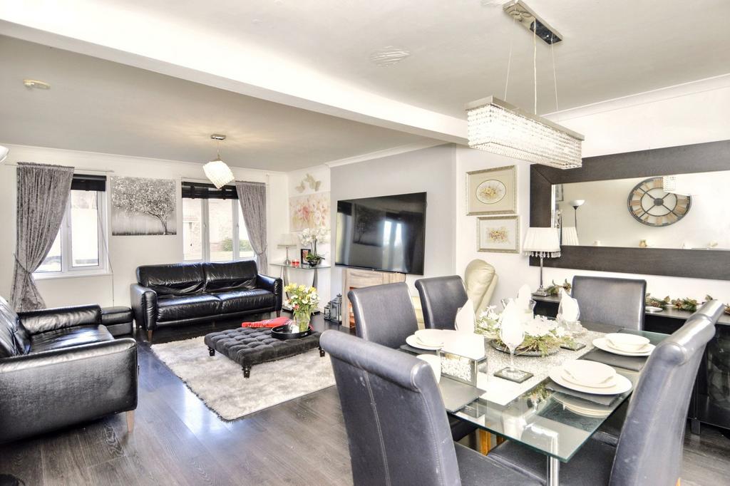 Lounge/Diner