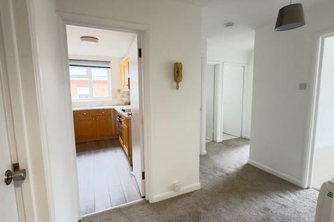 2 bedroom flat to rent, Melbury Court 7 Winn Road, Southampton SO17