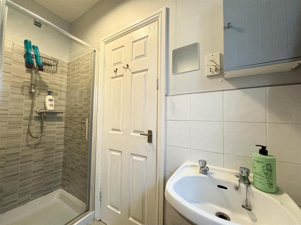 En suite shower room