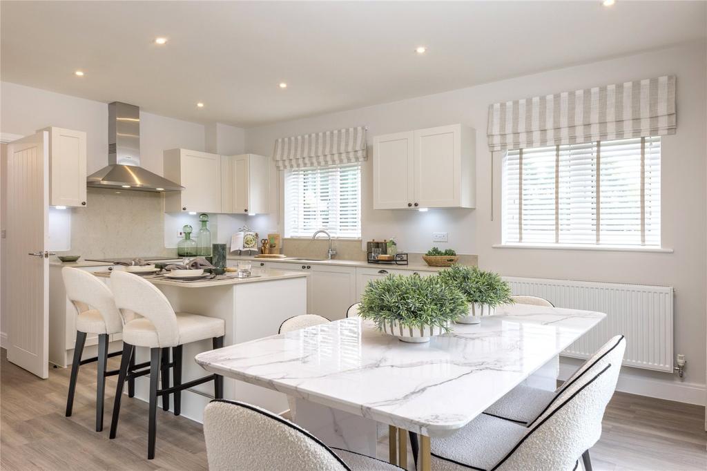 Dining/Kitchen