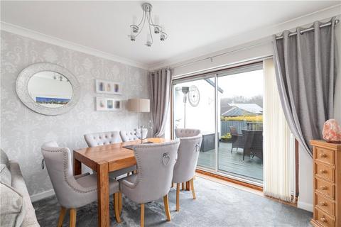 4 bedroom semi-detached house for sale, Chatsworth Fall, Pudsey, West Yorkshire, LS28