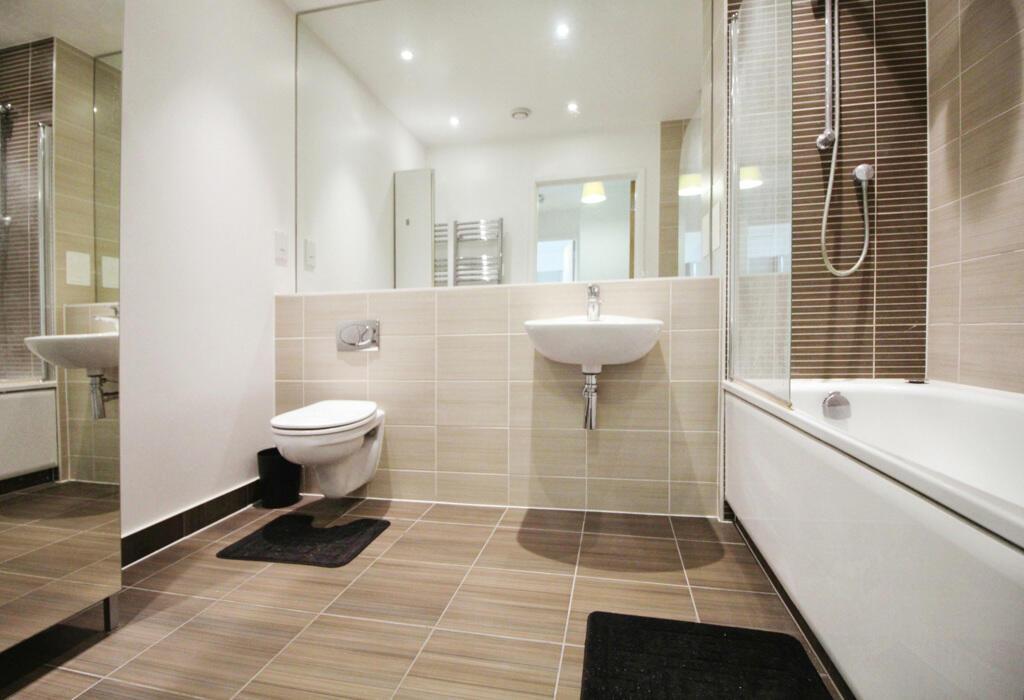 Bathroom.jpeg