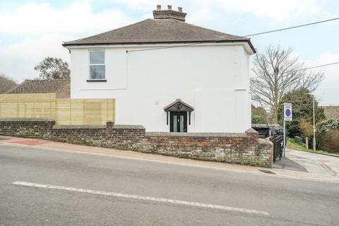 2 bedroom end of terrace house for sale, Bannerman Road, Hampshire GU32