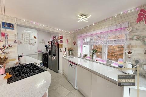 3 Beverley Avenue, Hounslow, TW4 5HF