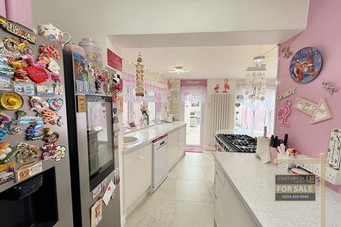 3 Beverley Avenue, Hounslow, TW4 5HF