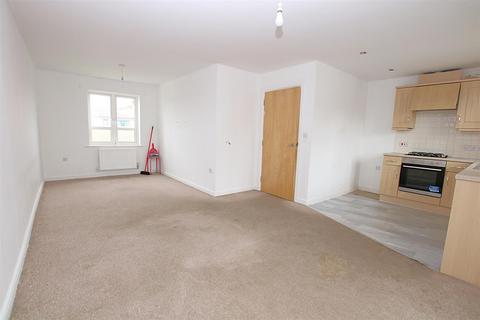 2 bedroom flat for sale, River View, Northampton