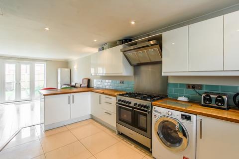 undefined, 90 Shrewsbury Road, Yeovil