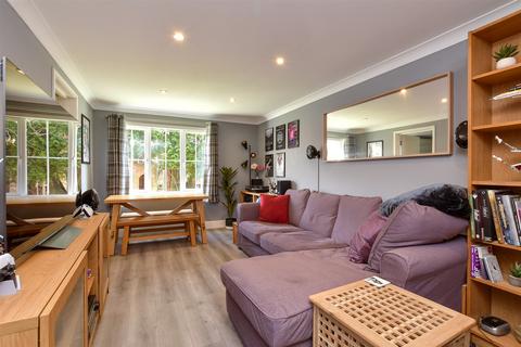 2 bedroom ground floor flat for sale, Tower Gate, Brighton, East Sussex