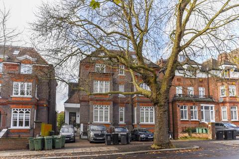 3 bedroom flat to rent, Fitzjohn's Avenue, Hampstead, NW3