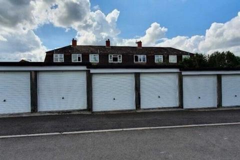 Garage to rent, Axe Road, Wookey BA5