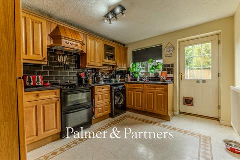 4 bedroom link detached house for sale, Tennyson Road, Saxmundham, Suffolk, IP17