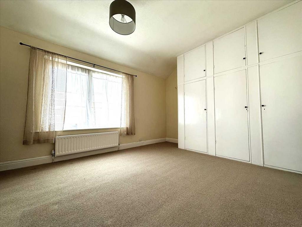 Bedroom (front)