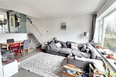 22 Hart Hill Drive, Luton, LU2 0AX